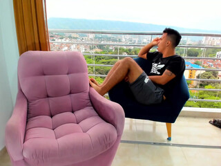 kandalove Tanned blonde