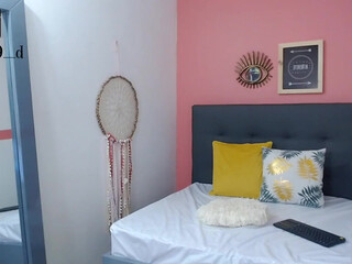 zoe69_ sexual mare fingering sex toys