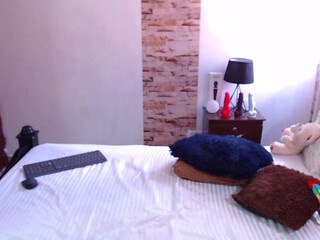 sexxy_monika luxurious harlot poses in fr