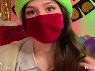 olive_strange busty babe massages pussy