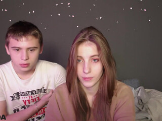 meandmaboy Attractive females