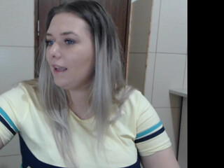 blue_eyes96  private e with moans