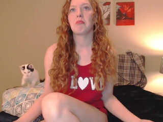 ginger_soulz beautiful chick fucked with sex toys