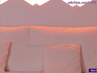 cathleenprecious Black haired confused