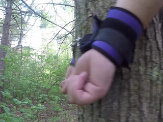 MissPaisley appetizing babe lifts her legs