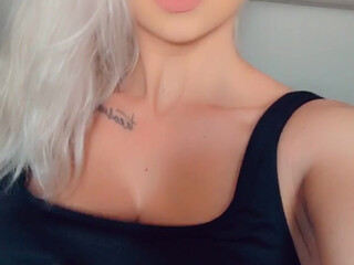 [OnlyFans] janafox  sexy chick masturbates shaved pussy