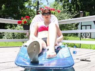 GoddessTKelly flows from all holes