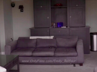 Emily Balfour elegant whore massages juicy vagina