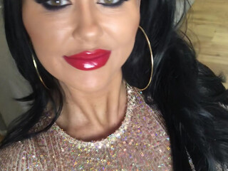 Emily Balfour messaline