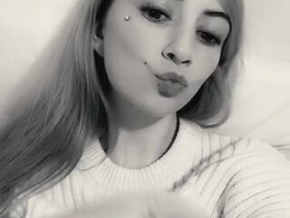 PastelWife onlyfans babe in stockings fingering sex toy