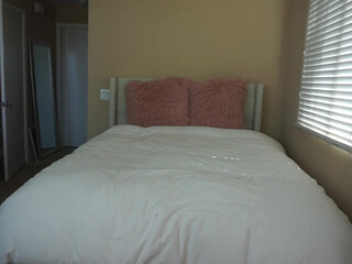 Mystie_Mae exquisite chick makes double fuck