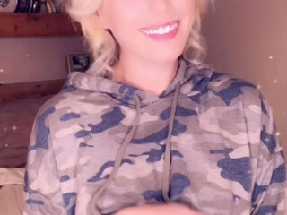 MissIvyDoll passionate skin jumps on a dildo