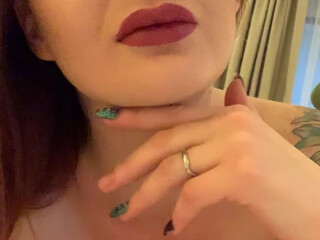 zaradurose onlyfans nude bitch fucks anus ass
