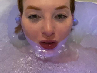 zaradurose onlyfans squirting from attractive