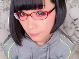 eri_kitami cute lady shows natural tits