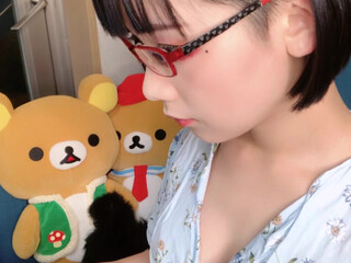 eri_kitami hot brunette girl gently masturbates cunt