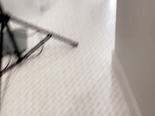 Jessy Dubai Onlyfans gorgeous confused handjob pussy