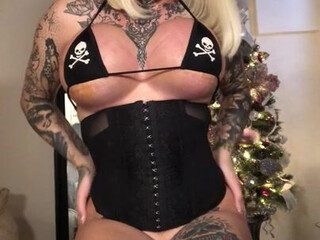 Nadia Love onlyfans fascinating skin strips and pulls pussy