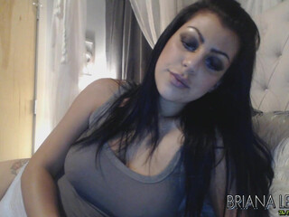 Briana_Lee wicked girl fingers her shaved holes