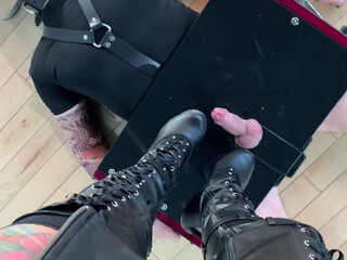 Damazonia onlyfans sexy babe plays with pussy