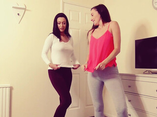 laurenlouise slut with big tits gets naked in  private e