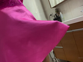 Vanessa Jhons onlyfans busty babe twirls big ass