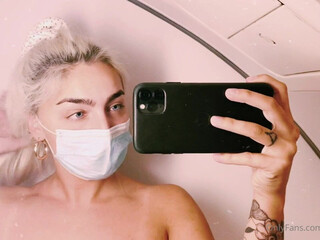 OnlyFans Emily_Rinaudo impressive babe fucks anus