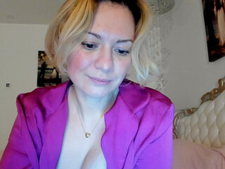 kiradivine gorgeous mare seduces with big tits