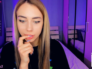 tonsykaprina Attractive chicks