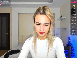 roxanjunk Lovely slut