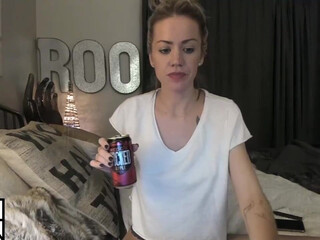 roorain wonderful babe fucked in pussy after comfort