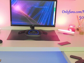 haileygrx red-headed scum dancing striptease