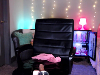 paldineswife Desirable aunt