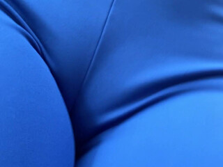 danielablume pissing a little leaning on the back of the chair