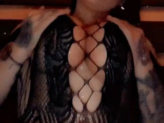 zeplynn Spectacular chick