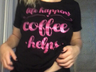 xxxcherryx luxurious harlot poses in fr