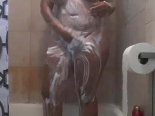 winterlashelldior cute lady jerking off her cunt
