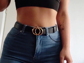 kristyblack  beauty sensually satisfies her pussy