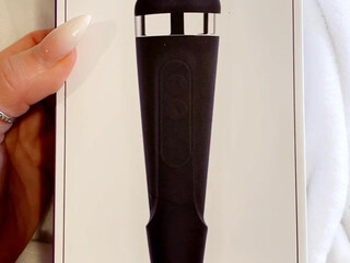 lisadaniels3 dressing/undressing