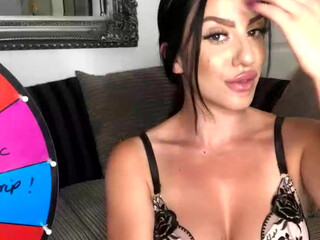 taramay69 gorgeous female masturbates vagina