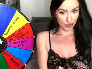 taramay69 big breasted female - pussy fingers