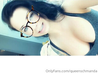 queenschmanda Beautiful blonde