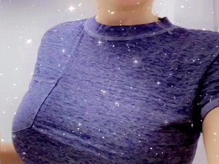 lisadaniels3 cute slut jumps on a dildo