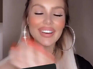 Milana aka milanasw onlyfans naughty passion pulls pussy