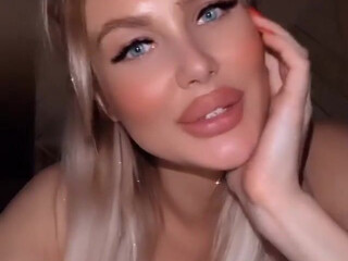 Milana aka milanasw onlyfans slut in tattoo masturbating pussy in the shower