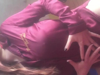 Halosi5 Lovely blonde