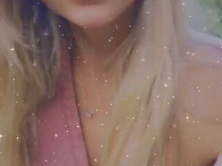 tiffanyleiddi onlyfans extravagant fucking dances with a long dildo