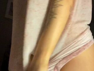 jasminheaney onlyfans busty chick masturbates shaved pussy
