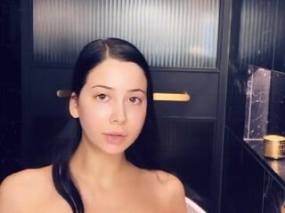 audreyandsadie onlyfans tempting chick fingering pussy