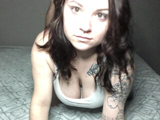 cumNrise Lustful bitch